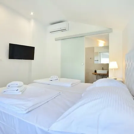 5 Stars 2 Bedrooms Blue Dream Village Croatia Willa